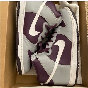 Like New Mens Nike Dunk